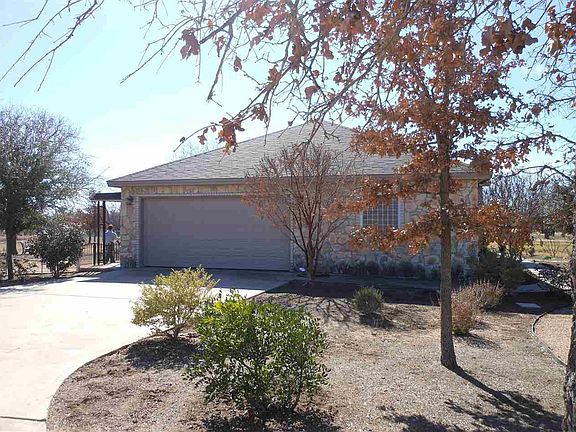 Side-Entry Garage
