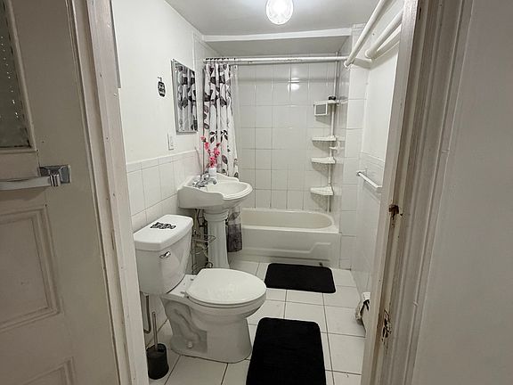 4th image of 7607 Park Ave