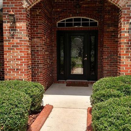 3rd image of 829 Wellhouse Dr