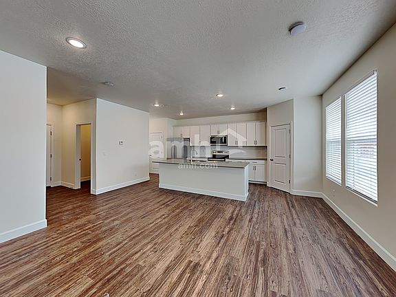 4th image of 6106 W Copperhawk Dr