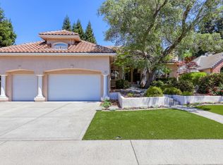 102 Hollyann Dr, Folsom, CA 95630