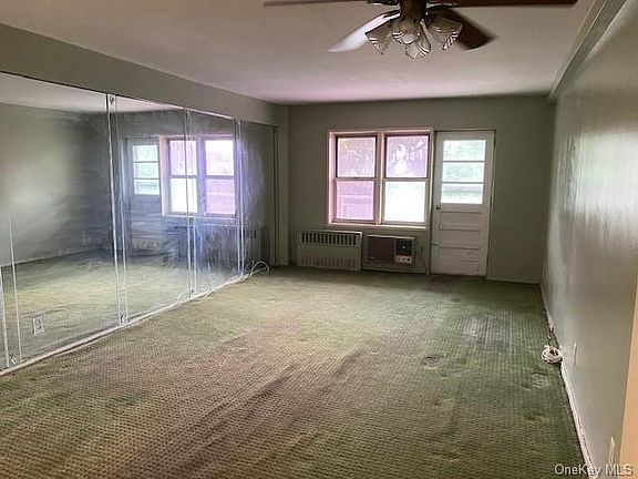 4th image of 415 Gramatan Ave APT 4J