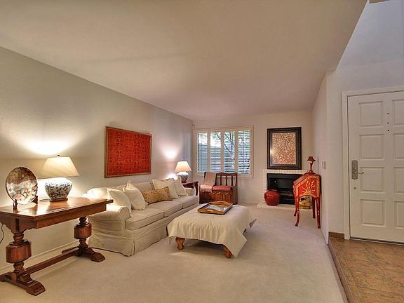 5th image of 1703 Cherryhills Ln