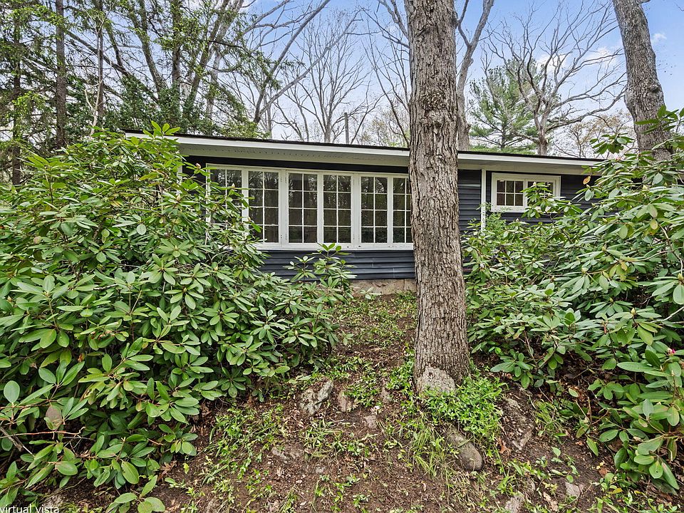 1st image of 223 Shady Oak Dr
