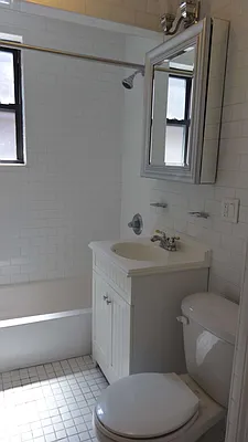 Rented by Grand & Co. | media 9