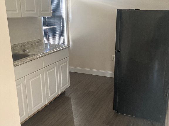 4th image of 683 Communipaw Ave #6