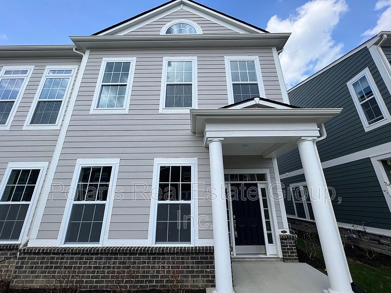 1st image of 561 Steinbeck Pl