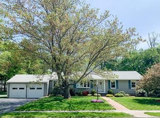 5 Longfellow Rd, Shrewsbury, MA 01545