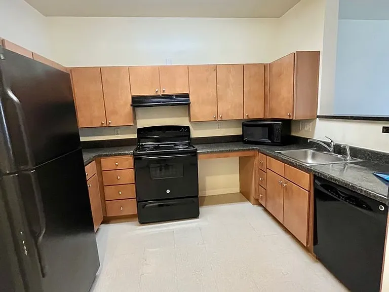 Westville Village Apartments — Photo 25