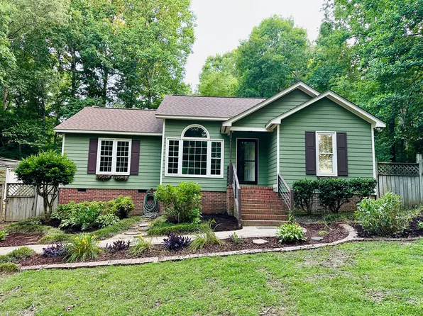 337 Thornwood Ln, Youngsville, NC 27596