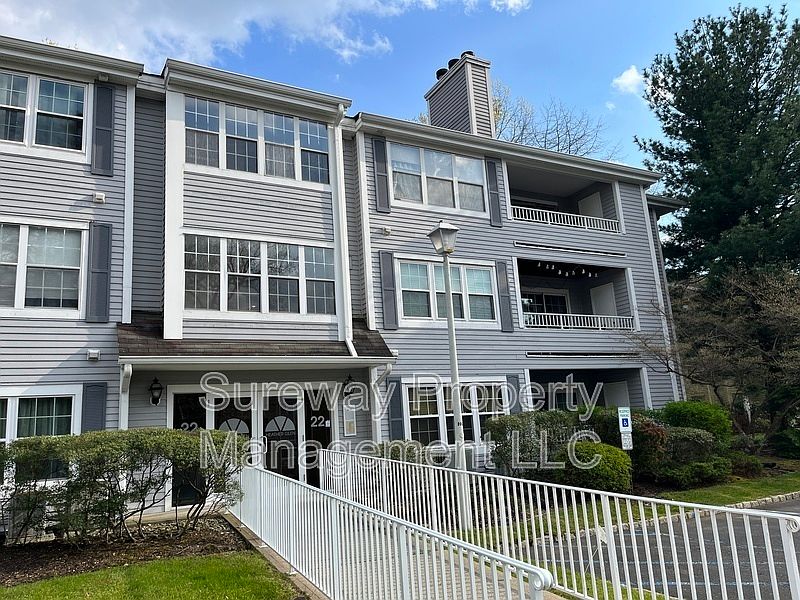 2203 Candlelight Ct, Helmetta, NJ 08828 Zillow