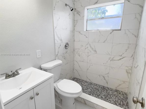 miami-florida-343577321 picture