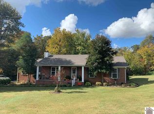 201 Windmill Dr, Paducah, KY 42001