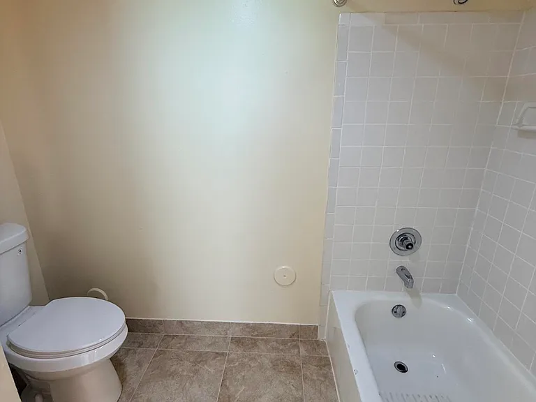 1142 Coral Club Dr #1142 — Photo 16