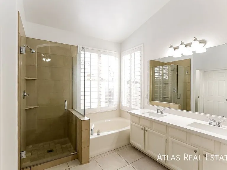 931 N Beck Ct — Photo 11
