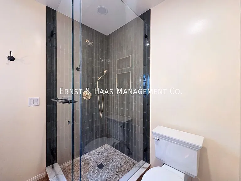 129 Orange Ave — Photo 17