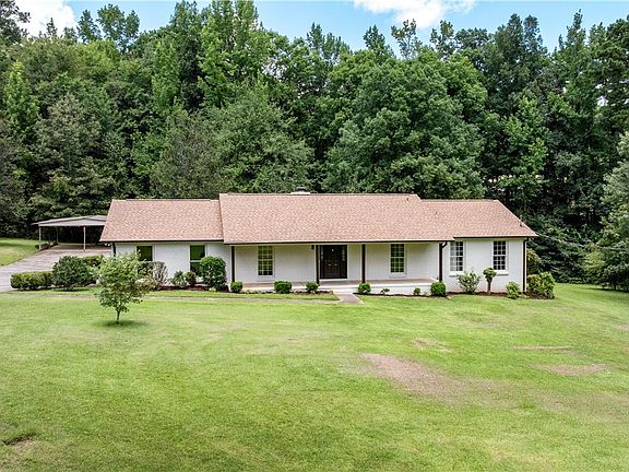 4th image of 12733 Pilgrim Cir