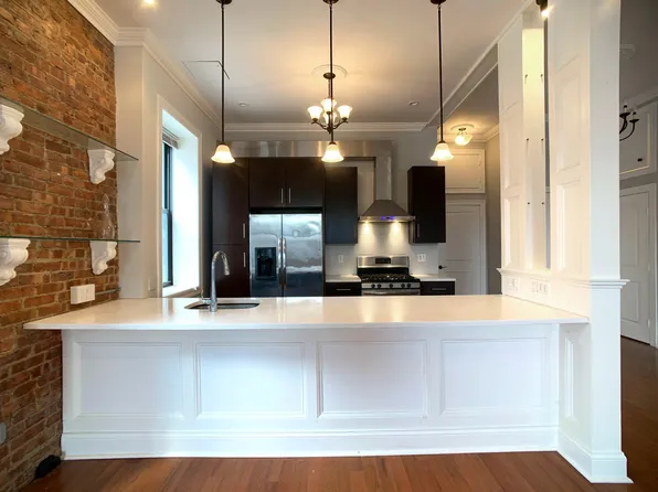 350 Irving Avenue image 13 of 15