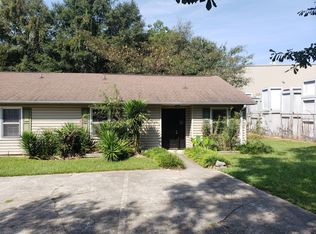 904 W Lee Rd APT 4, Taylors, SC 29687