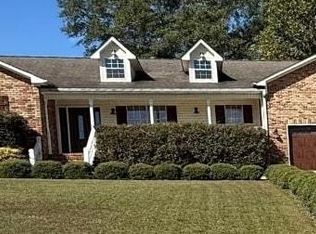 10 Seddon Farms Dr, Pell City, AL 35128