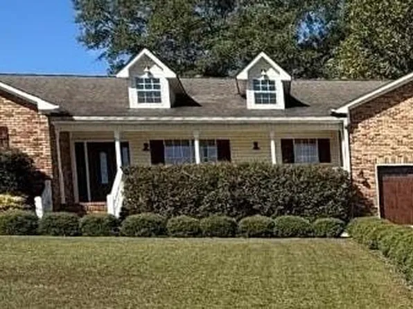 10 Seddon Farms Dr, Pell City, AL 35128