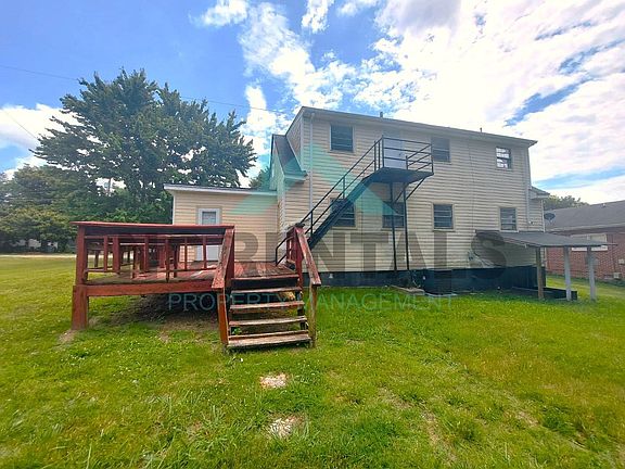 3rd image of 806 Lowdermilk St