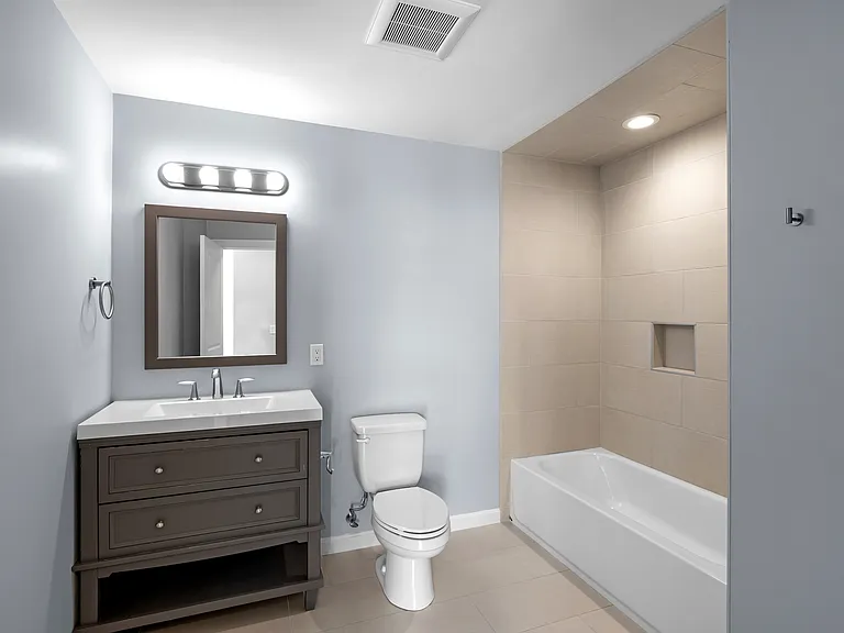 172 Kimball Ave #2 — Photo 9