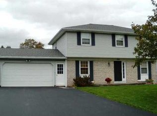 755 Sugarcreek Trl, Webster, NY 14580