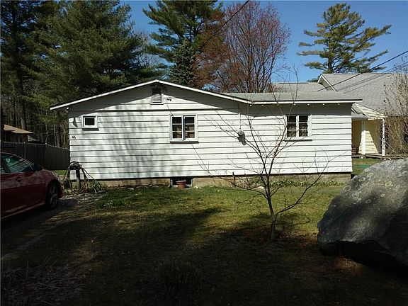 3rd image of 46 Robinwood Dr