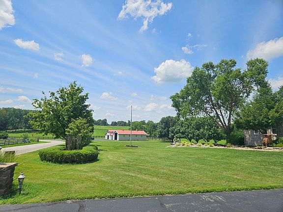 3rd image of 197 Murphy Ln