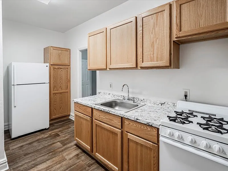 65 W 39th St