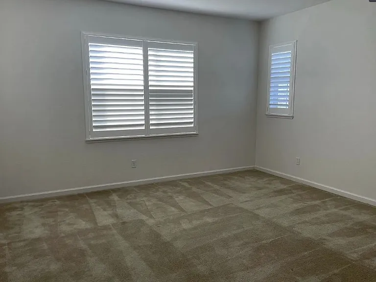 2744 Chardonnay Ln — Photo 24