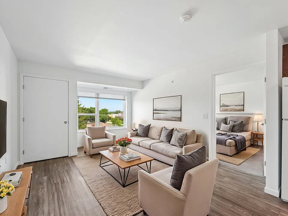 The Lofts at Evergreen Knoll