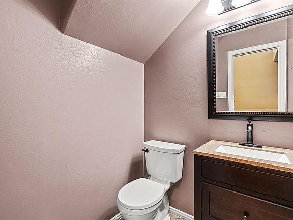 5th image of 19726 Whispering Hollow Ln