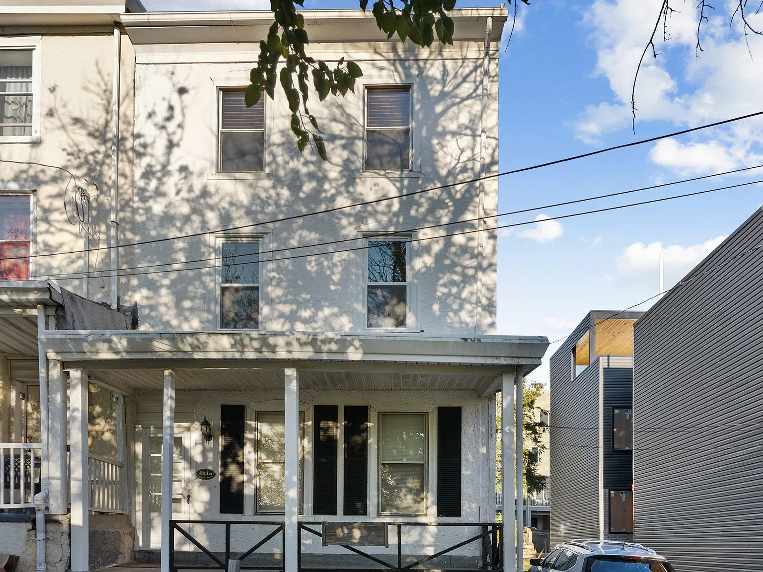 3 bed, 1250 sqft, $2,380 — Photo 3