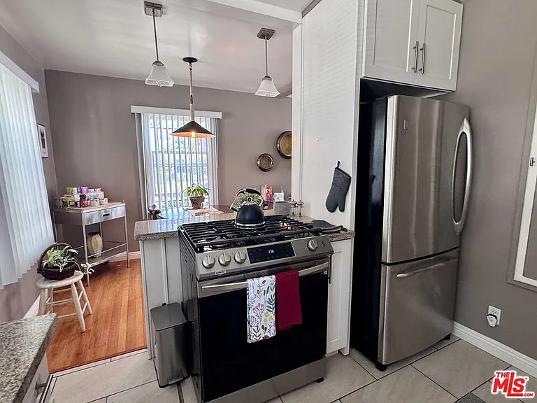 2177 W 27th St #2177 — Photo 10