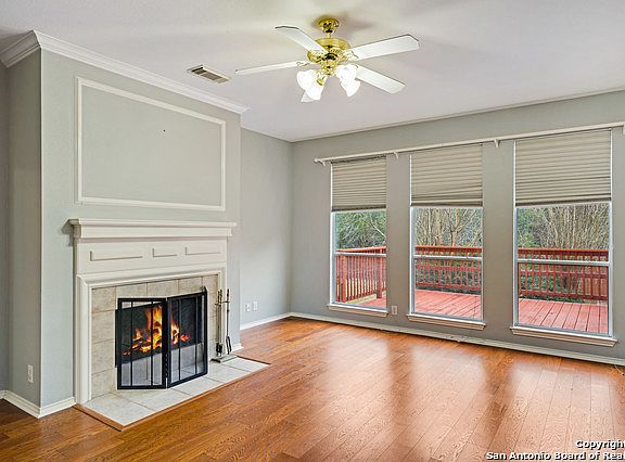 5th image of 1314 Holmes Ln