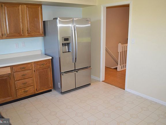 5th image of 1534 Miller Rd