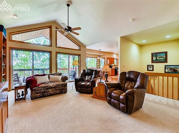 4th image of 1140 Windflower Ln