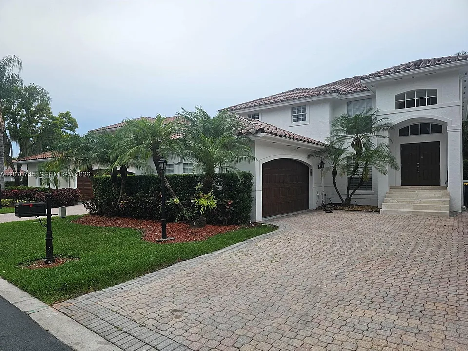 4501 NW 93rd Doral Ct
