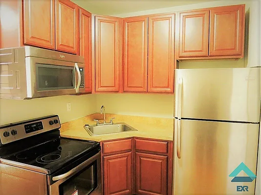 Rented by EXR | media 17