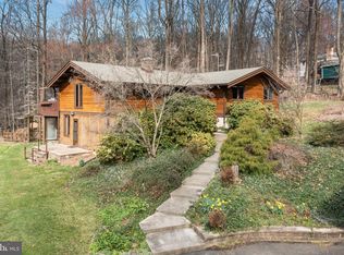 2266 Chestnut Rd, Coopersburg, PA 18036