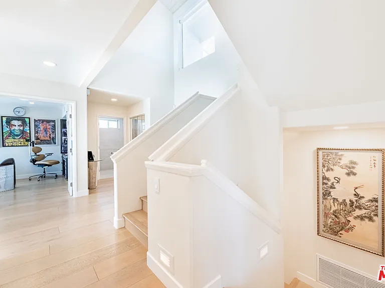 31271 Bailard Rd — Photo 12