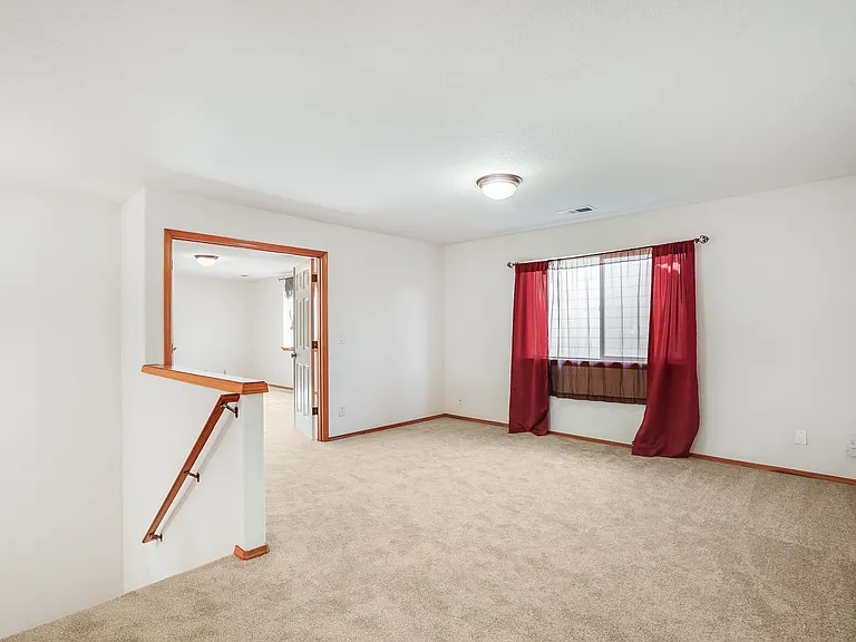 12590 NW Naomi Ln — Photo 8