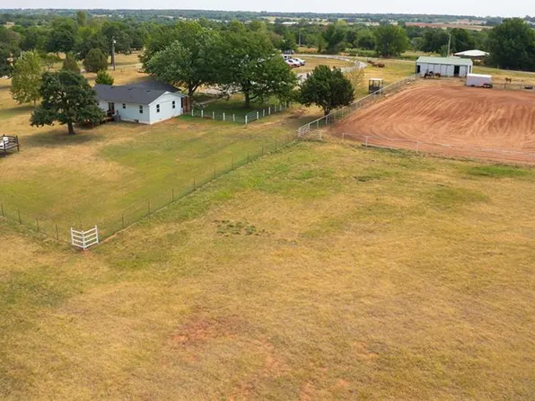2416 County Street 2985, Blanchard, OK 73010