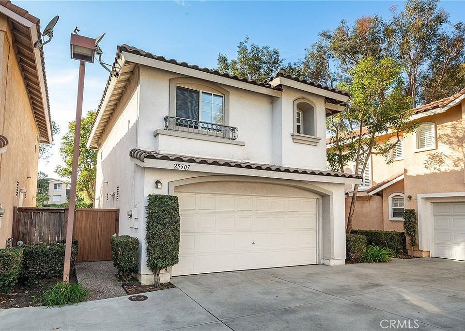 1st image of 25507 Bayside Pl