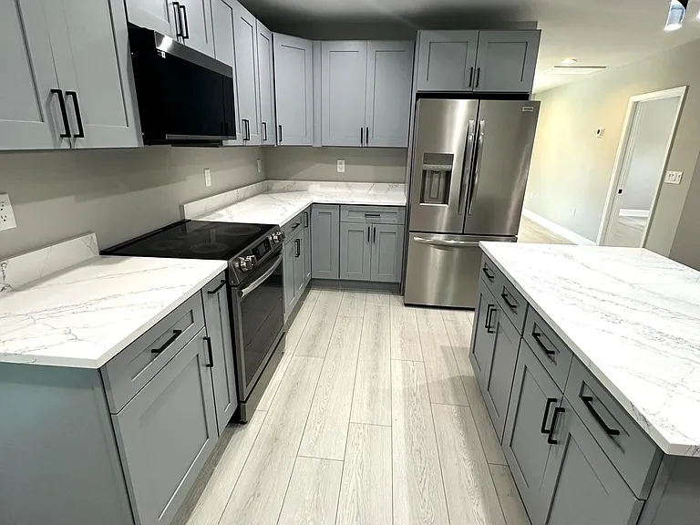 604 Lexington St — Photo 6