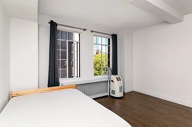 Rented by JOANNE KAO NYC