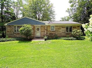 608 Lincoln Rd, Bradfordwoods, PA 15015