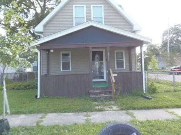 1001 9th St NW, Cedar Rapids, IA 52405